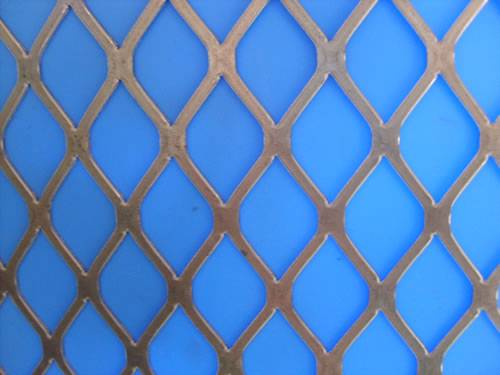 Flatex expanded metal sheet with diamond holes.